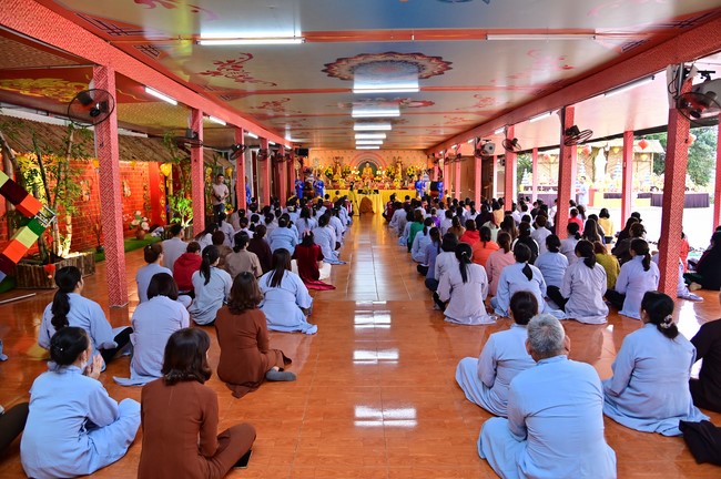 Ngày thứ mười hai, chuyến Phật sự miền Bắc, giảng pháp tại chùa Vạn Đại Phước – chùa Phúc Lạc