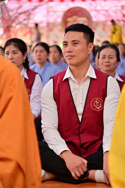 Ngày thứ mười hai, chuyến Phật sự miền Bắc, giảng pháp tại chùa Vạn Đại Phước – chùa Phúc Lạc