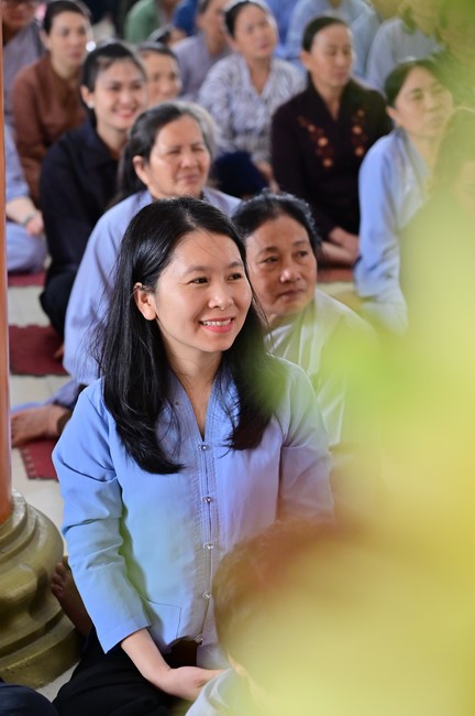 Preaching dharma at Giai Lam pagoda in the eleventh day of propagation trip in the Northern