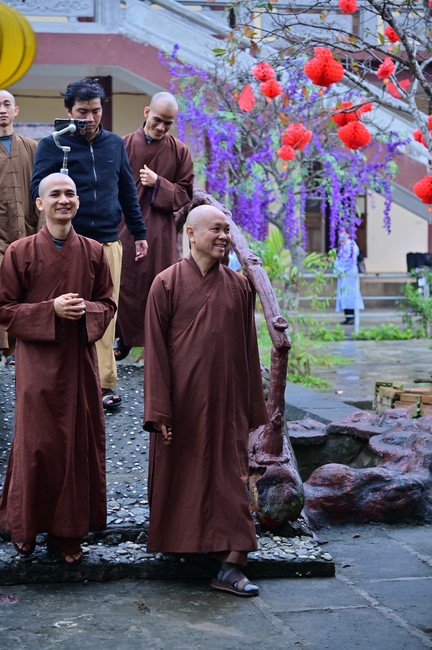 Preaching dharma at Giai Lam pagoda in the eleventh day of propagation trip in the Northern