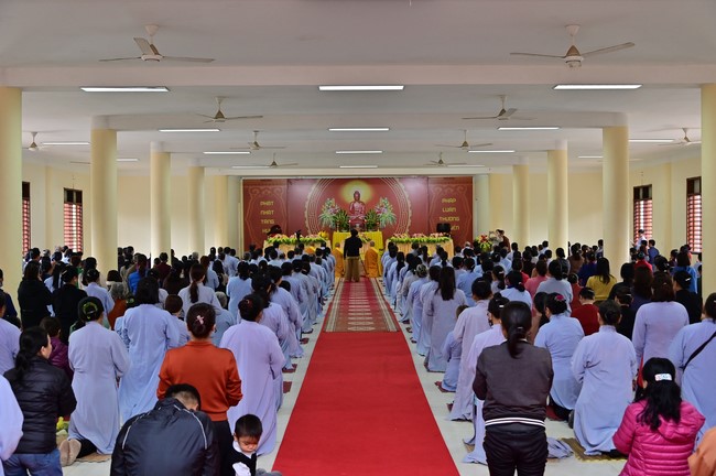 Preaching dharma at Giai Lam pagoda in the eleventh day of propagation trip in the Northern