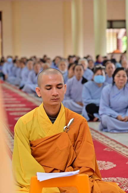 Preaching dharma at Giai Lam pagoda in the eleventh day of propagation trip in the Northern