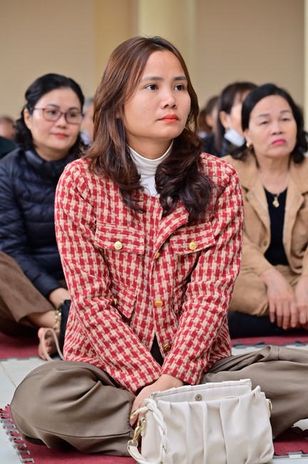 Preaching dharma at Giai Lam pagoda in the eleventh day of propagation trip in the Northern