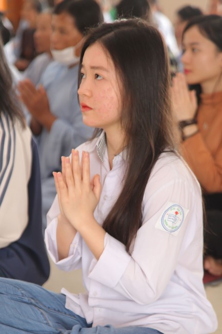 One- day Retreat at Giai Lam Pagoda - Ha Tinh