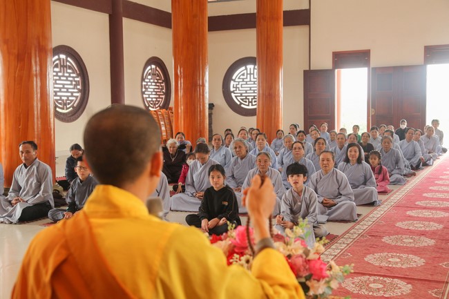 One- day Retreat at Giai Lam Pagoda - Ha Tinh