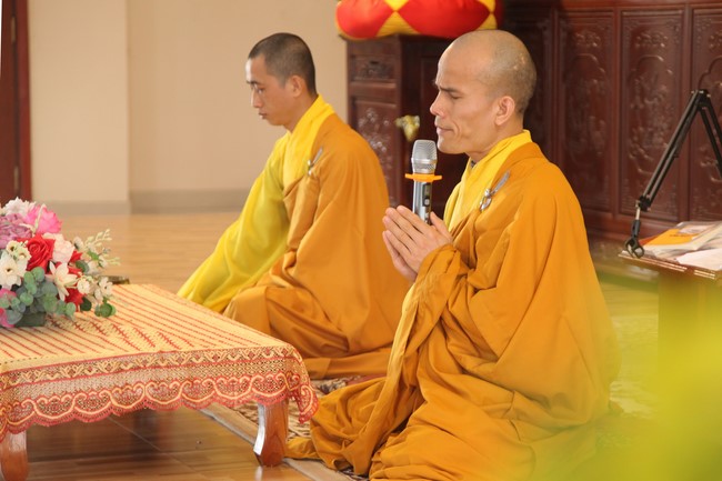 One- day Retreat at Giai Lam Pagoda - Ha Tinh