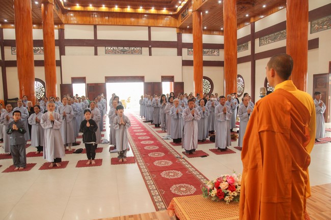 One- day Retreat at Giai Lam Pagoda - Ha Tinh