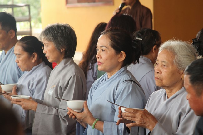 One- day Retreat at Giai Lam Pagoda - Ha Tinh