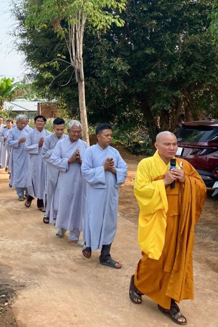 One-Day Peaceful Retreat at Suoi Phap Pagoda