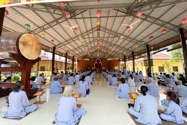 One-Day Peaceful Retreat at Suoi Phap Pagoda
