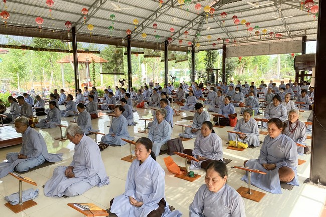 One-Day Peaceful Retreat at Suoi Phap Pagoda