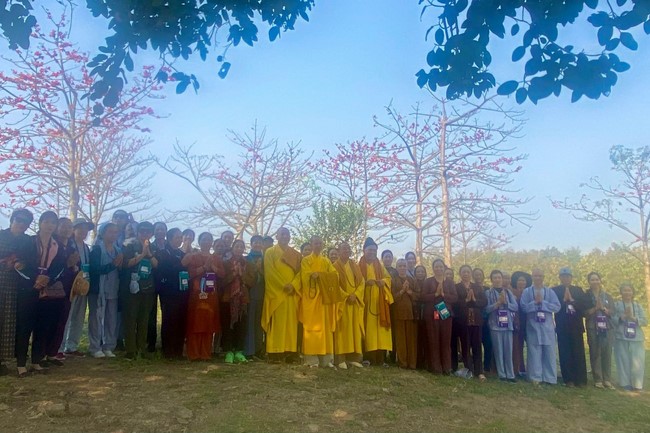 Chùa Hòa Phúc – Hà Nội: Khoá tu học “Về Miền Đất Phật”