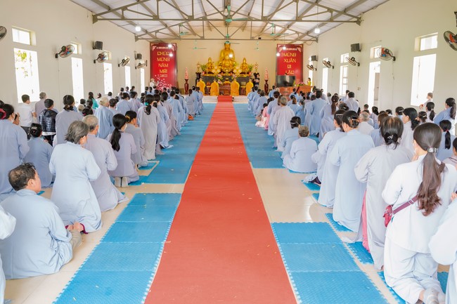 Robe-Bowl welcome Ceremony from India at Dong Cao Pagoda - Thanh Hoa