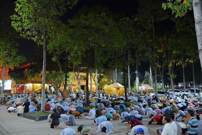 Repentance ceremony on Feb. 30th, Year of the Cat