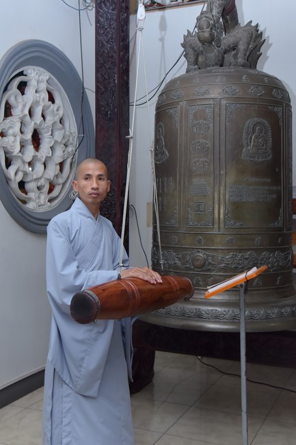 Repentance ceremony on Feb. 30th, Year of the Cat