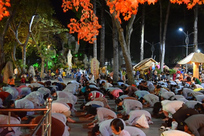 Repentance ceremony on Feb. 30th, Year of the Cat