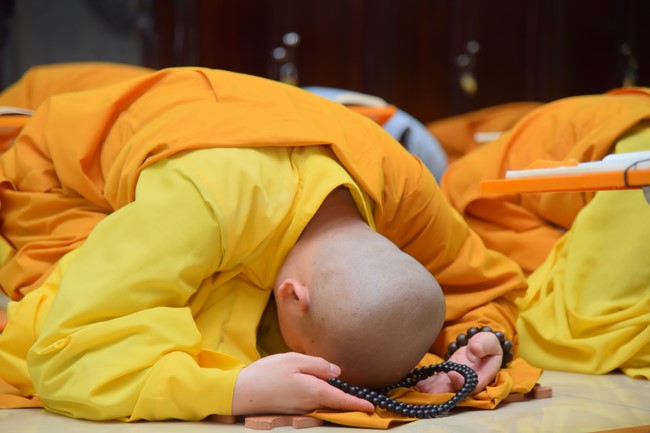 Repentance ceremony on Feb. 30th, Year of the Cat