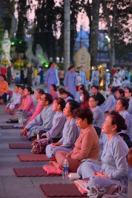 Repentance ceremony on Feb. 30th, Year of the Cat