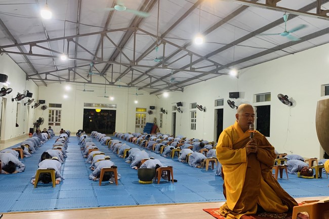 Repentant Ceremony on Feb. 30th, Year of the Cat at Dong Cao pagoda