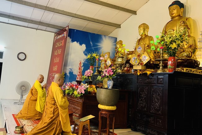 Repentant Ceremony on Feb. 30th, Year of the Cat at Dong Cao pagoda