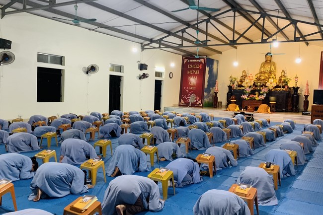 Repentant Ceremony on Feb. 30th, Year of the Cat at Dong Cao pagoda