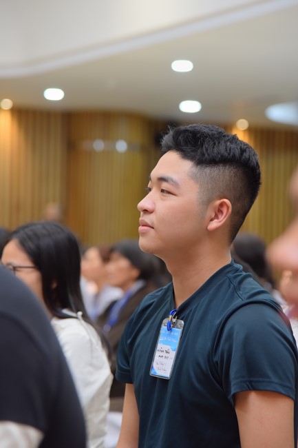 First day of Retreat Establishing communication in the family - Solving knots, reconnecting deep love of Plum Village.