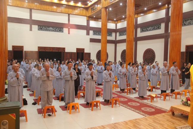 Repentance ceremony on Feb. 30th, Year of the Cat at Giai Lam Temple – Ha Tinh