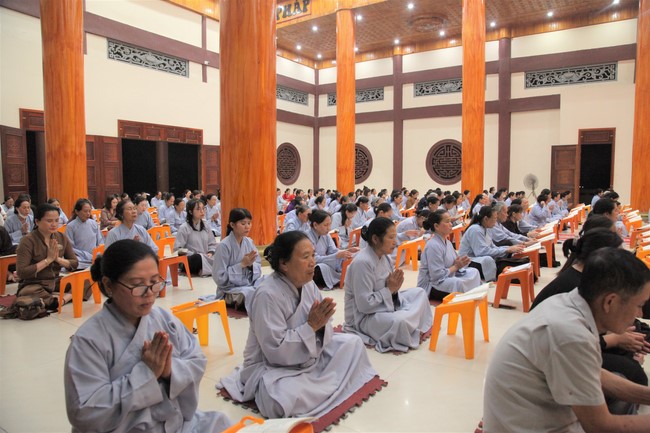 Repentance ceremony on Feb. 30th, Year of the Cat at Giai Lam Temple – Ha Tinh