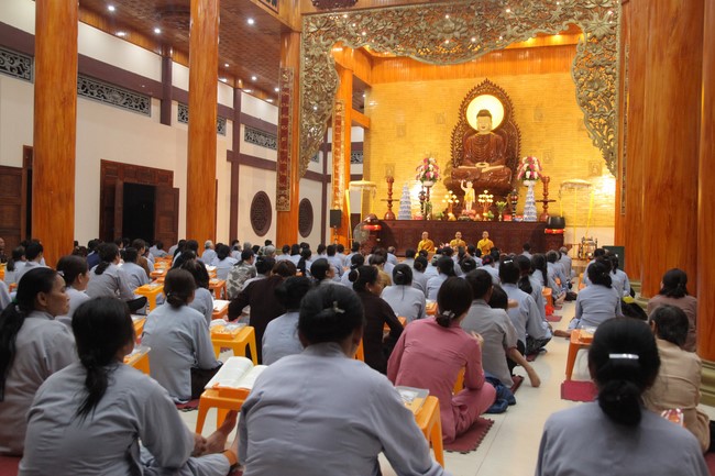 Repentance ceremony on Feb. 30th, Year of the Cat at Giai Lam Temple – Ha Tinh