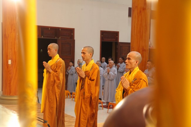 Repentance ceremony on Feb. 30th, Year of the Cat at Giai Lam Temple – Ha Tinh