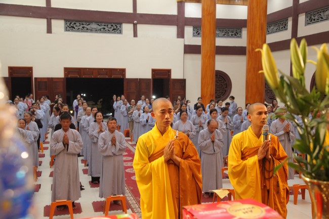 Repentance ceremony on Feb. 30th, Year of the Cat at Giai Lam Temple – Ha Tinh