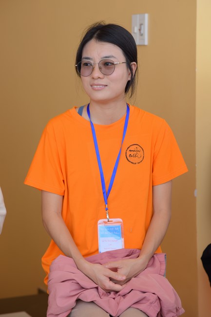 Second day of Retreat Establishing communication in the family - Solving knots, reconnecting deep love of Plum Village.