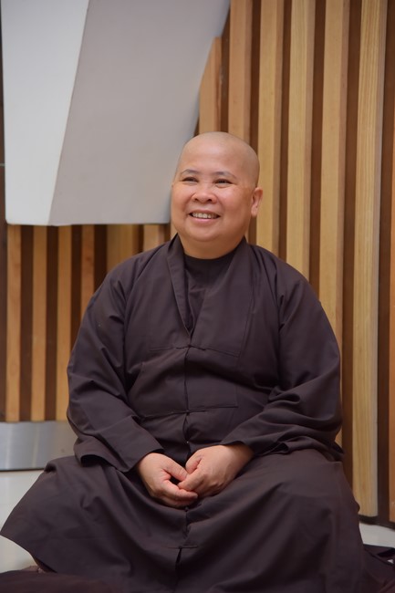 Second day of Retreat Establishing communication in the family - Solving knots, reconnecting deep love of Plum Village.