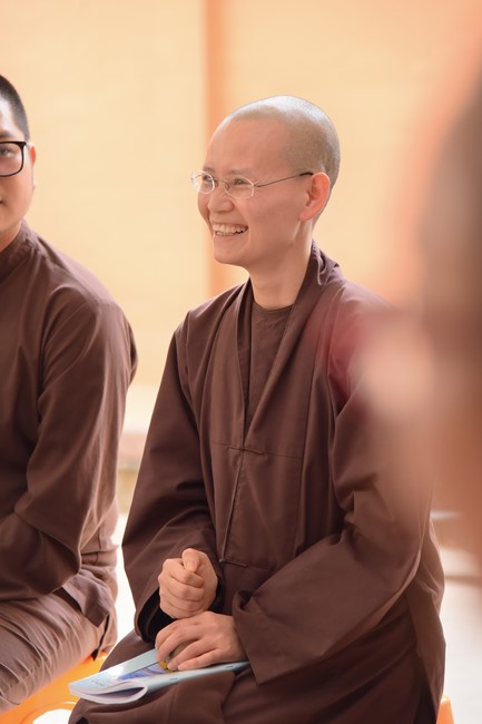 Second day of Retreat Establishing communication in the family - Solving knots, reconnecting deep love of Plum Village.