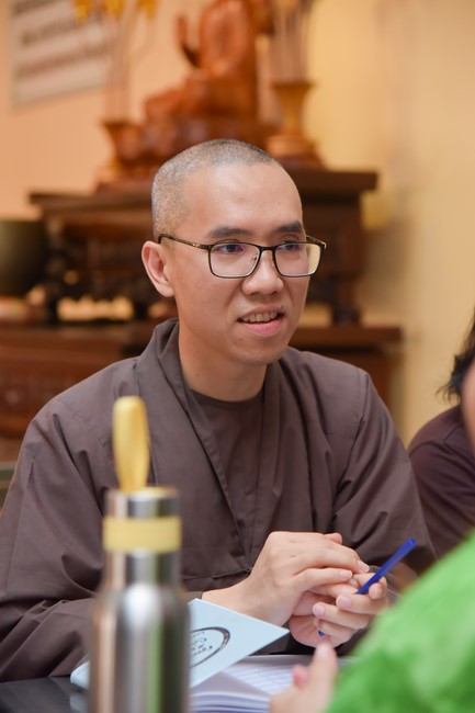 Second day of Retreat Establishing communication in the family - Solving knots, reconnecting deep love of Plum Village.