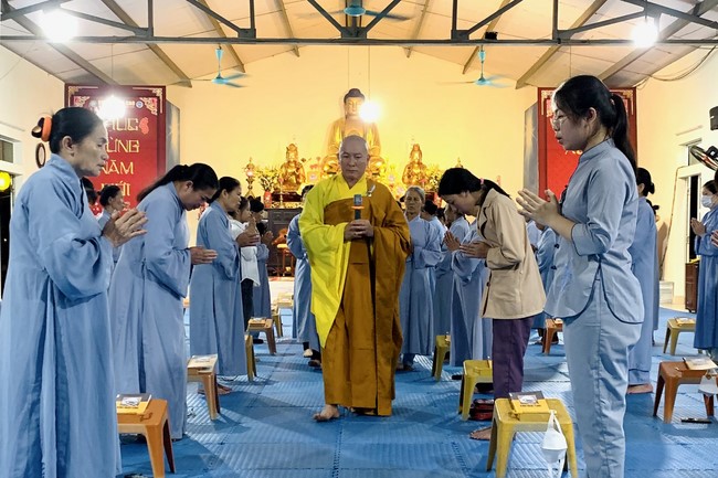 Chùa Đống Cao – Thanh Hóa: Khóa tu một ngày và thiện sự nhân ngày đầu tháng