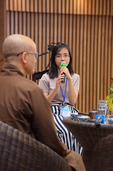 Fourth day closing the Retreat Establishing communication in the family - Solving knots, reconnecting deep love of Plum Village.