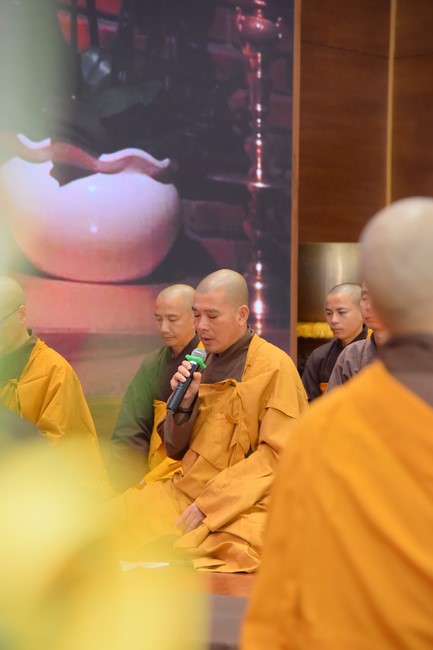 Fourth day closing the Retreat Establishing communication in the family - Solving knots, reconnecting deep love of Plum Village.