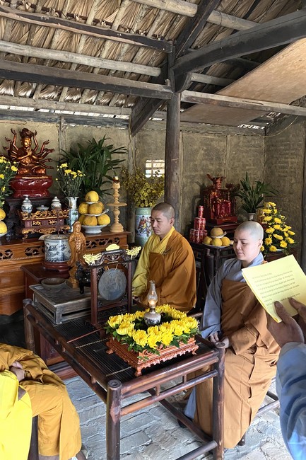 The ceremony putting statue Bodhisattva Avalokitesvara at Dai Co Viet Pagoda, Yen Bái