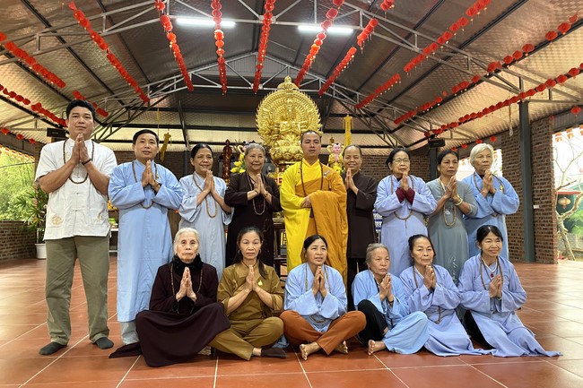 The ceremony putting statue Bodhisattva Avalokitesvara at Dai Co Viet Pagoda, Yen Bái