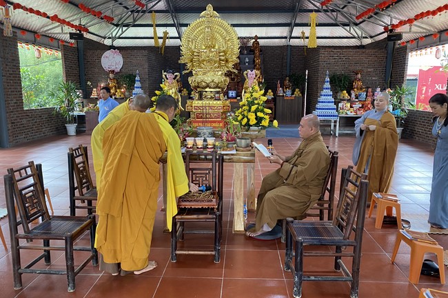 The ceremony putting statue Bodhisattva Avalokitesvara at Dai Co Viet Pagoda, Yen Bái