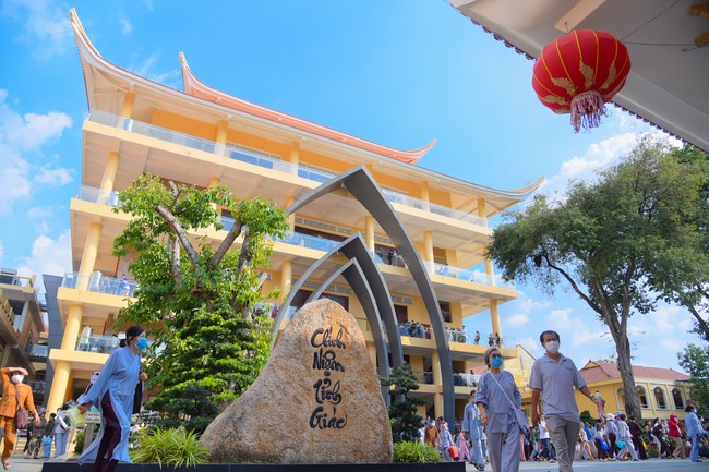 74th Dharma Light Program