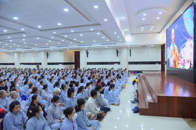 74th Dharma Light Program