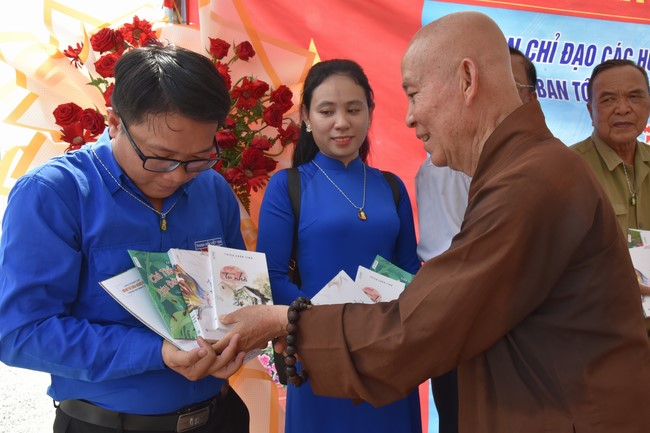 Lễ Khánh Thành cầu Kênh Giữa tại Hòn Đất, Kiên Giang