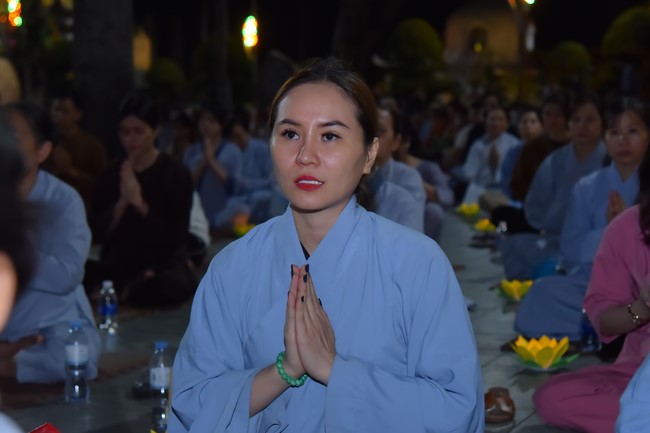 Prostrating the Names Avalokitesvara