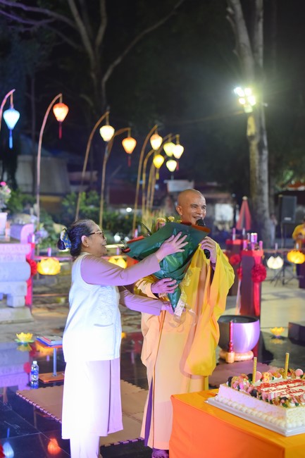 Prostrating the Names Avalokitesvara