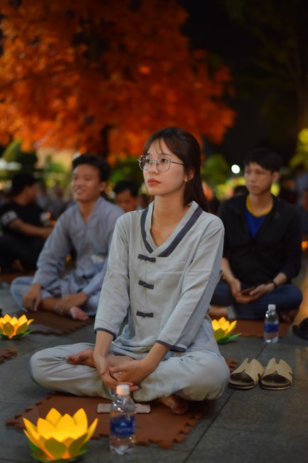 Prostrating the Names Avalokitesvara