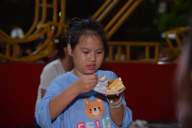 Prostrating the Names Avalokitesvara