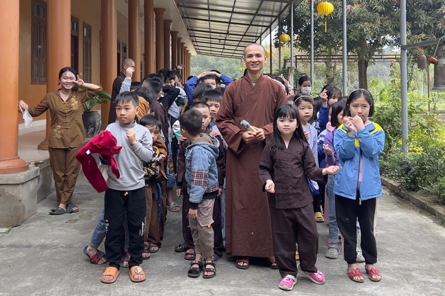 Chùa Giai Lam – Hà Tĩnh: Khoá tu “Tuổi trẻ hướng Phật”