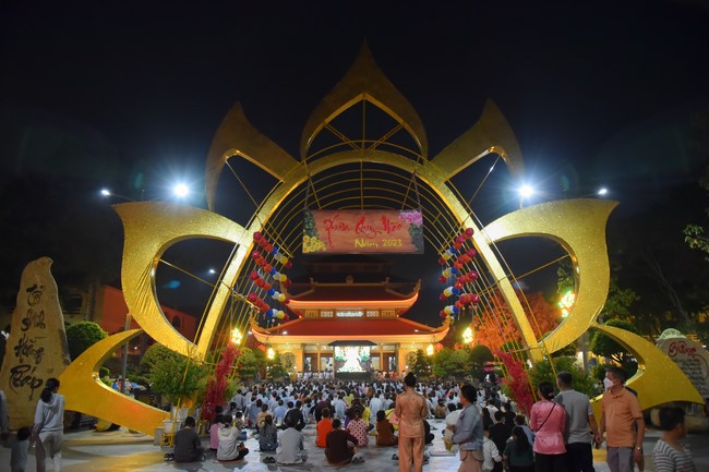 Lễ sám hối 14/02 Quý Mão